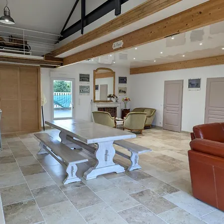 Renove Avec Jardin Clos Pres D'angouleme - Fr-1-653-288 *