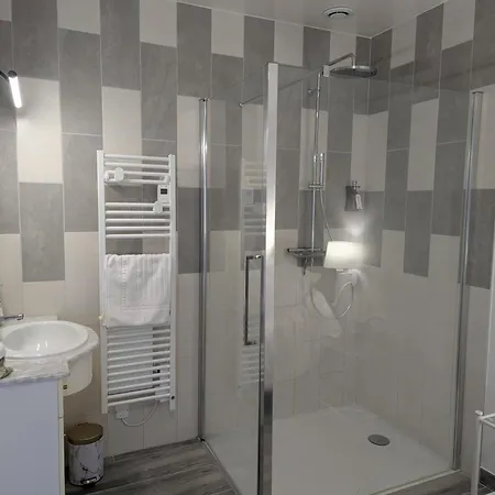 Rénové Avec Jardin Clos Près D'angoulême - Fr-1-653-288 Casa vacanze *