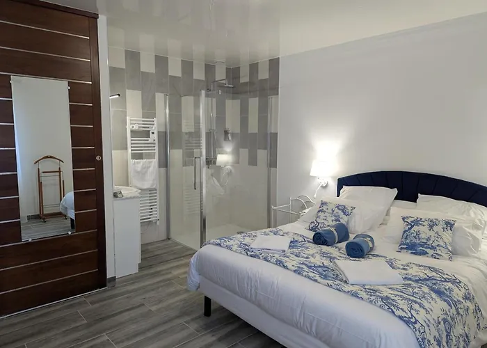 Renove Avec Jardin Clos Pres D'angouleme - Fr-1-653-288 Σπίτι διακοπών *