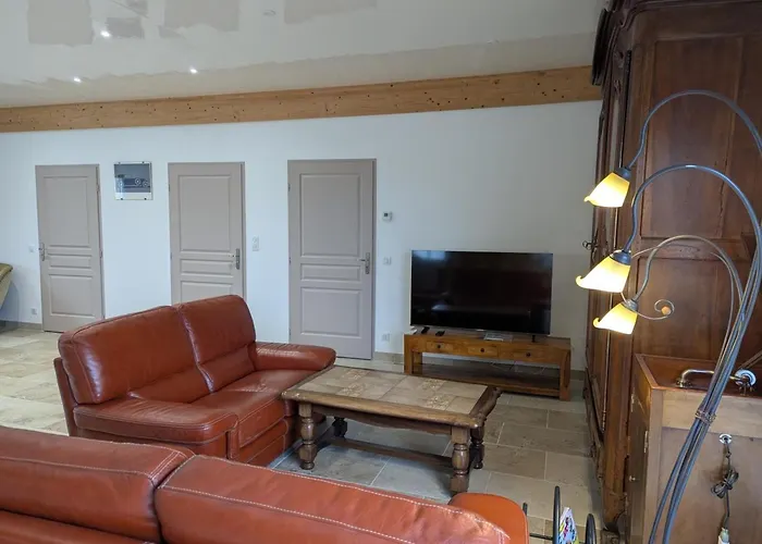 Renove Avec Jardin Clos Pres D'angouleme - Fr-1-653-288 Σπίτι διακοπών *