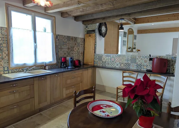 Renove Avec Jardin Clos Pres D'angouleme - Fr-1-653-288 Σπίτι διακοπών