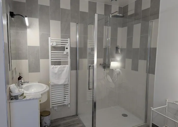 Renove Avec Jardin Clos Pres D'angouleme - Fr-1-653-288 Σπίτι διακοπών *