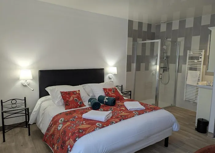 Renove Avec Jardin Clos Pres D'angouleme - Fr-1-653-288 Σπίτι διακοπών